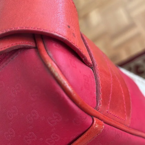 Gucci Red Shoulder Bag - Picture 7 of 13